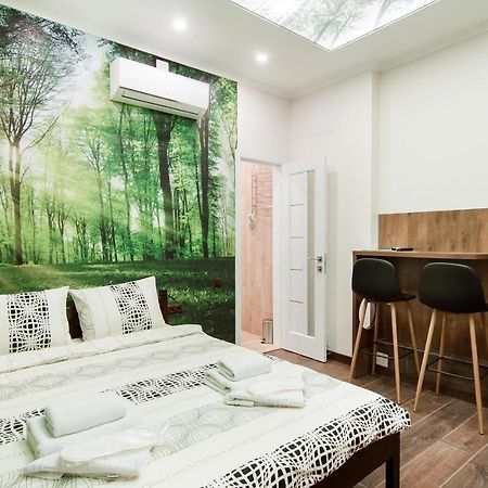 Garden Love On Deribasovskaya Odessa Ngoại thất bức ảnh