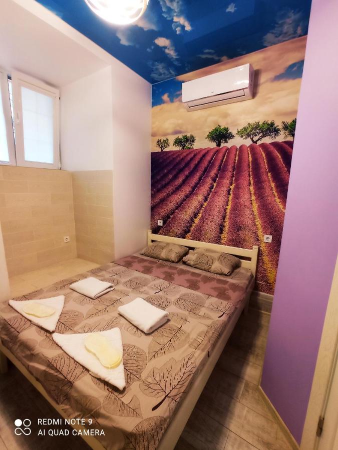 Garden Love On Deribasovskaya Odessa Ngoại thất bức ảnh
