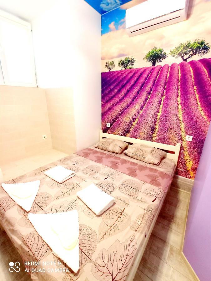 Garden Love On Deribasovskaya Odessa Ngoại thất bức ảnh